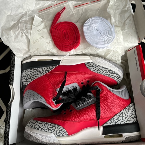 Air Jordan 3 Retro SE Fire Red Cement Grey Basketball Shoes - Picture 9 of 16